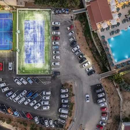 Apartahotel Porto Village 5*